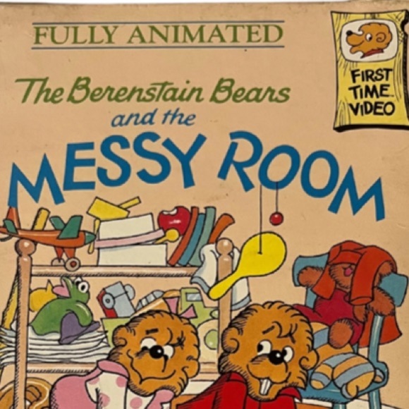 The Berenstain Bears and the Messy Room - Picture 4 of 4